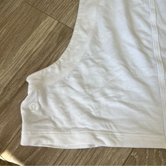 Lululemon White Size 2 Tank Top - Picture 2 of 5